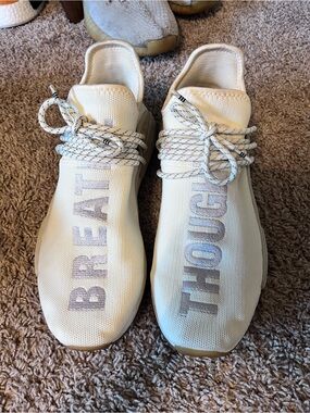 Human race trail prd sz 10.5